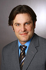 Herr Oliver Koch
